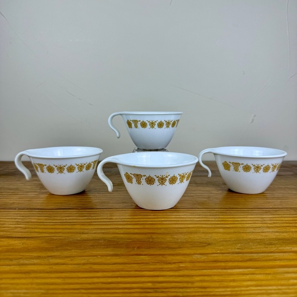 Vintage Pyrex Butterfly Gold Cups – Set of 4 | White Milk Glass | Mid-Century - Picture 7 of 9